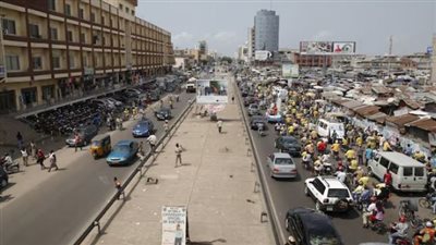 وزير داخلية بنين يعلن إحباط محاولة الانقلاب ضد الرئيس تالون