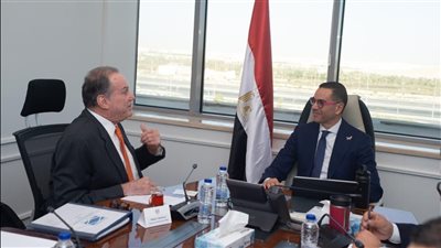 وزير الاستثمار يبحث مع بلومبرج جرين الأمريكية إنشاء مركز إقليمي للأمن الغذائي في مصر