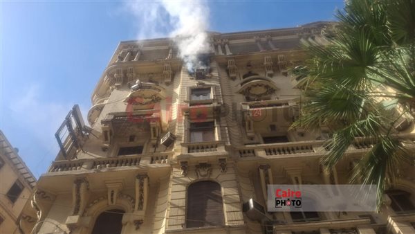 جانب من الحريق