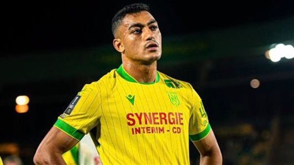 مصطفى محمد مهاجم