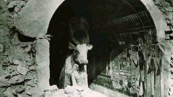 مقصورة المعبودة حتحور