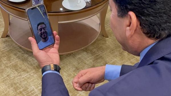 مكالمة وزير الرياضة