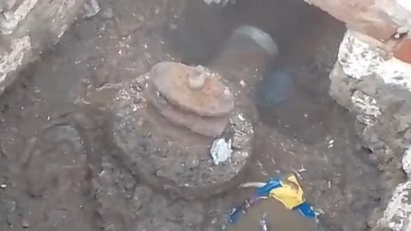 كسر بخط مياه 