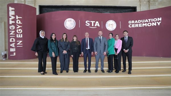 البنك الأهلي يوقع