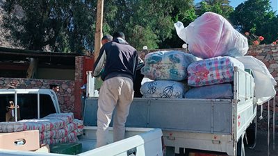 مواد غذائية.. هدية محافظ جنوب سيناء لدير الراهبات اليوناني بأبو رديس