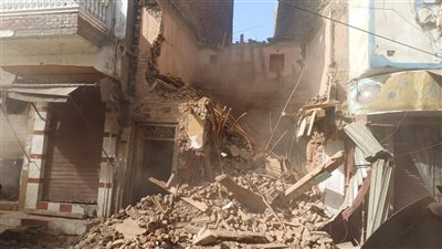 منزل آيل للسقوط يهدد حياة المواطنين بقنا.. وتدخل عاجل من الأجهزة التنفيذية 