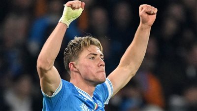 راسموس هويلوند مهاجم نابولي الإيطالي    