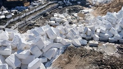 إزالة حالات تعدٍ ومواجهة فورية للمخالفات خلال حملة مكبرة بمركز ناصر في بني سويف