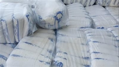 ضبط 1.5 طن سكر ناقص الوزن وغير مصحوب بفواتير خلال حملة تموينية بمركز ديروط بأسيوط
