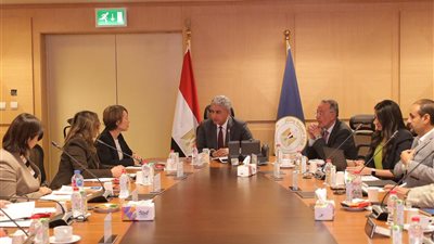 وزير السياحة يبحث مع وفد من جايكا دعم برامج التطوير الفني بالمتحف المصري الكبير