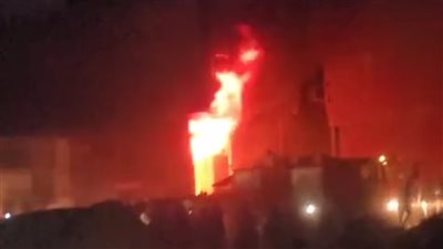 حريق هائل يلتهم ورشة نجارة في محلة أبو علي بالغربية.. والحماية المدنية تتدخل بـ 5 سيارات إطفاء