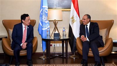 وزير الخارجية مع مدير الفاو 