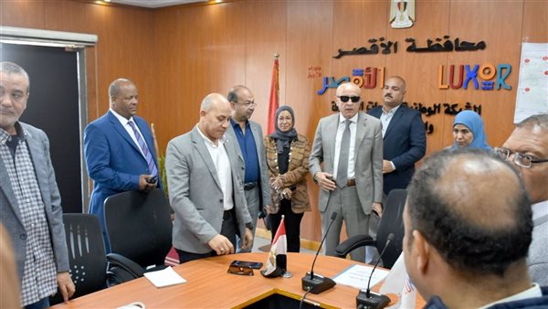 محافظ الأقصر يتفقد