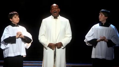 مقتل المغني الأوبرالي الأمريكي جوبيلانت سايكس طعنا في منزله واعتقال نجله