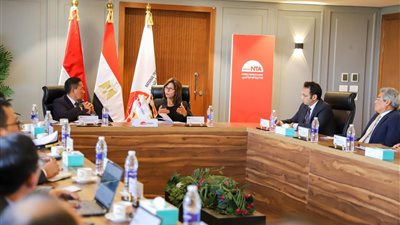 الأكاديمية الوطنية للتدريب تستقبل وفدًا رفيع المستوى من الحكومة الإندونيسية