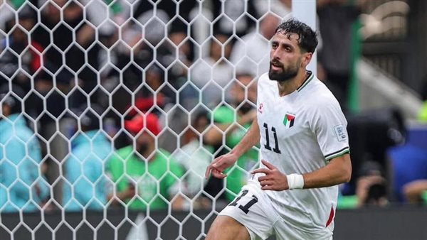 عدي الدباغ مهاجم