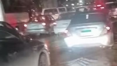 انفجار ماسورة مياه بطريق الوحات