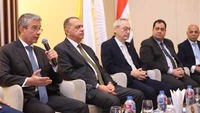 رئيس مصلحة الجمارك: تطبيق نظام التسجيل المسبق للشحنات الجوية جزء من استراتيجية متكاملة للتسهيلات الجمركية