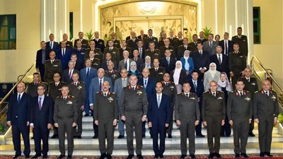 اعتماد المستشفى البيطري للقوات المسلحة لمنح شهادات التدريب المهني للأطباء البيطريين