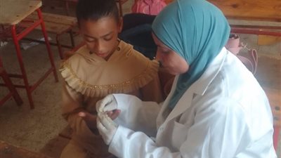 محافظ بني سويف يناقش تقرير الصحة حول المبادرة الرئاسية لعلاج سوء التغذية بين الطلاب