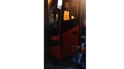 الأتوبيس المدرسي واقتحام شقة سكنية 