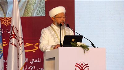 مفتي كازاخستان: وسائل التواصل الاجتماعي أسهمت في تفشي الجهل الديني بأساليب جديدة 