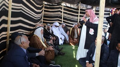 وزير الرياضة ومحافظ الوادي الجديد يفتتحان معرض القرية التراثية بمدينة الخارجة