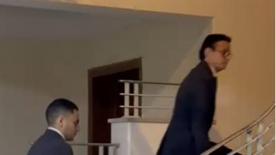 حلمي عبد الباقي يصل نقابة الموسيقيين لتقديم الطعن على قرار إحالته للتحقيق