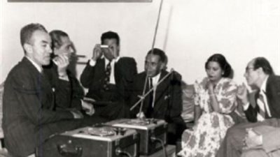 التابعي وأم كلثوم في فيلم الست.. علاقة خاصة بين الغناء والصحافة