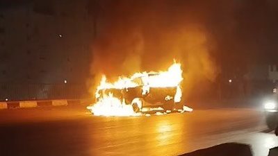 السيطرة على حريق ميكروباص أعلى الطريق الدائري في البراجيل