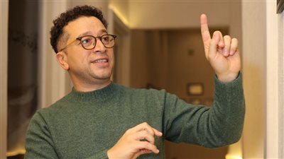 كَرْم القابضة تتفق مع التنمية السياحية للحصول على 500 ألف متر مربع لإنتاج الطاقة الشمسية بمرسى علم