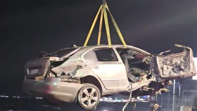 مصرع شخص وإصابة آخر إثر تصادم سيارة ملاكي برصيف كورنيش الإسكندرية