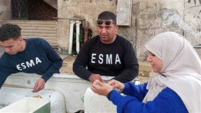 تطعيم 130 كلبًا بمدينة العبور ضمن حملة وقائية لمكافحة السعار