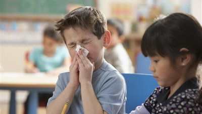 مع اقتراب الامتحانات.. نصائح للوقاية من عدوى الإنفلونزا داخل المدارس | صور وفيديو