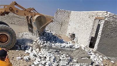 إزالة تعديات على أملاك الدولة في الوادي الجديد