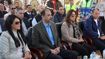 وزيرتا التخطيط والتنمية المحلية ومحافظ سوهاج يتفقدون المنطقة الصناعية بجرجا 
