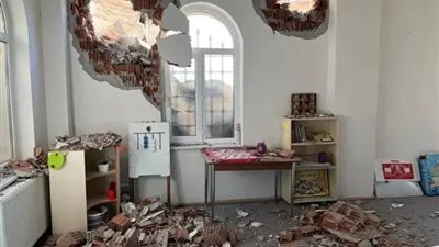 مسنة تنقذ 31 شخصا من كارثة انهيار في ولاية بورصة التركية