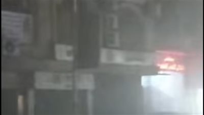 نشوب حريق فى أحد المولات التجارية بأسوان والحماية المدنية تحاول السيطرة على النيران