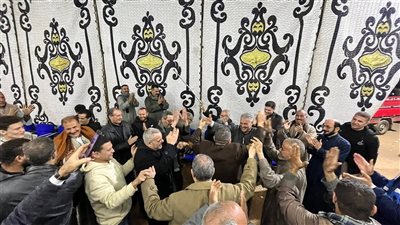 النواب بيرقصوا على المزمار.. احتفالات مستمرة بعد نتيجة الحصر العددي للانتخابات بالمنوفية| صور