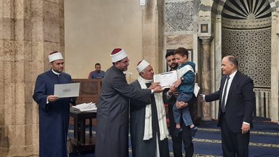 بلغت 2 مليون جنيه.. توزيع جوائز مسابقة حفظ القرآن العامة وذوي الهمم بحضور قيادات الأزهر 