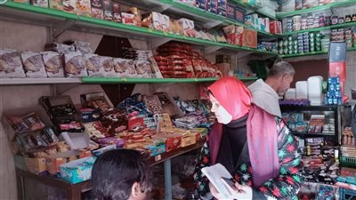 تموين القليوبية يضبط صابون وسجائر مجهولة المصدر بشبين القناطر وبنها