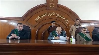 إحالة أوراق المتهم بقتل زوجته أمام أبنائهما في البحيرة لمفتي الجمهورية