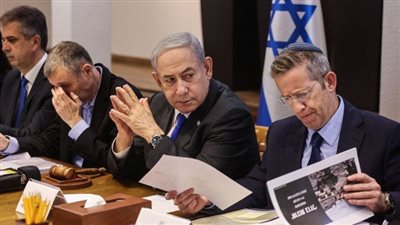 بعد 75 عاما.. غضب في تل أبيب بعد إعلان وزير الدفاع قرار إغلاق إذاعة الجيش الإسرائيلى 