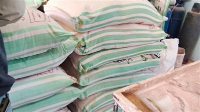 تموين القليوبية تضبط 2 طن دقيق و325 كجم أرز بدون فواتير 