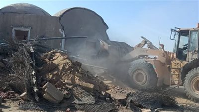 جهاز سفنكس الجديدة ينفذ قرار استرداد 4 أفدنة ويزيل تعديات بمنطقة وادي الملوك