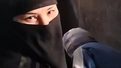 أم الصغيرين الشاكية زوجها 