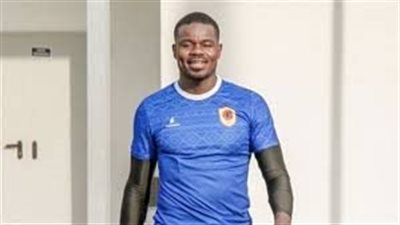  سينيوري أنطونيو حارس مرمى منتخب أنجولا     