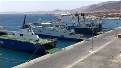 تداول 15 ألف طن بضائع و627 شاحنة بموانئ البحر الأحمر