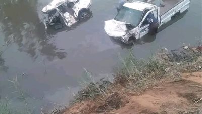 دون وفيات.. انقلاب ميكروباص في ترعة على طريق صان الحجر بالشرقية