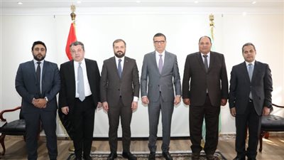 علاء فاروق يبحث مع وزير الاقتصاد الأرميني زيادة فرص الاستثمار في المجالات الزراعية